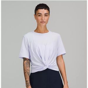 Lululemon Crescent Tee | Size 8